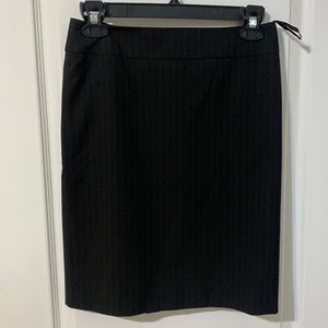 Antonio Melani black lined pencil skirt sz 2